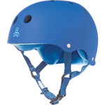 CASCO TRIPLE EIGHT