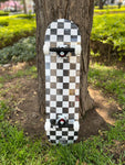 SKATE TRUCOS BLACK CHESS 8"
